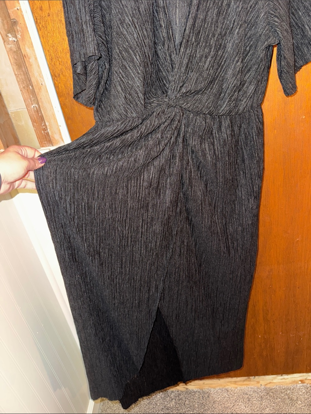 All in Favor Black Textured Deep V-Neck Long Sleeve Dress - Picture 4 of 4